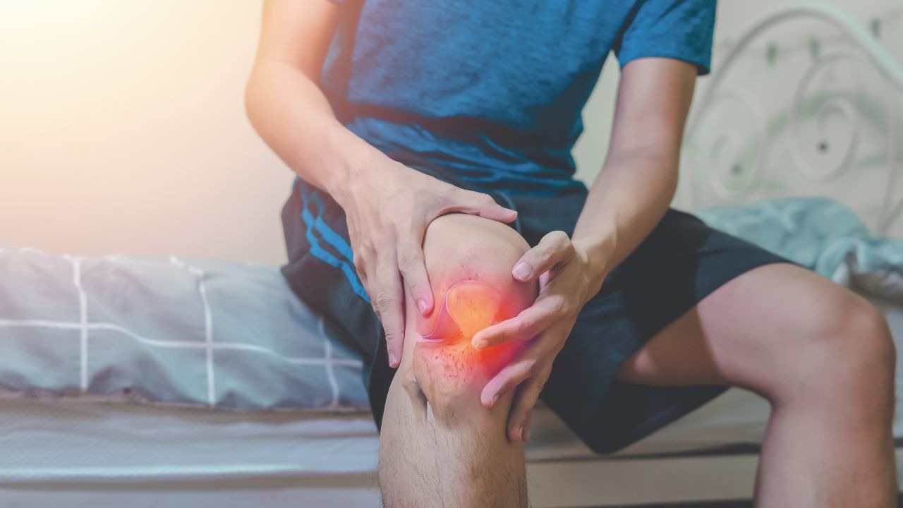 Nguyên nhân gây đau xương khớp ở người lớn tuổi